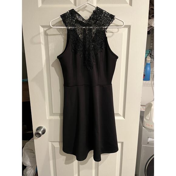 deb Black Lace A-Line Midi Dress size medium - Picture 2 of 6